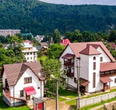 בית הארחה Котедж Лісова Пісня ירמכה